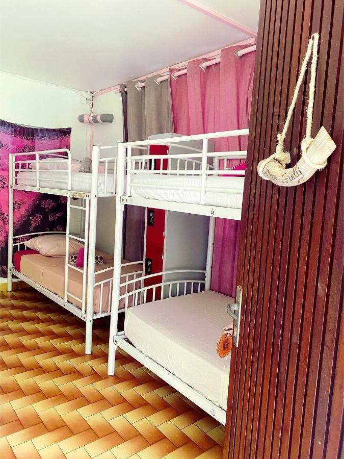דסהייס Auberge K-Wan Hostel - Proche Plages מראה חיצוני תמונה
