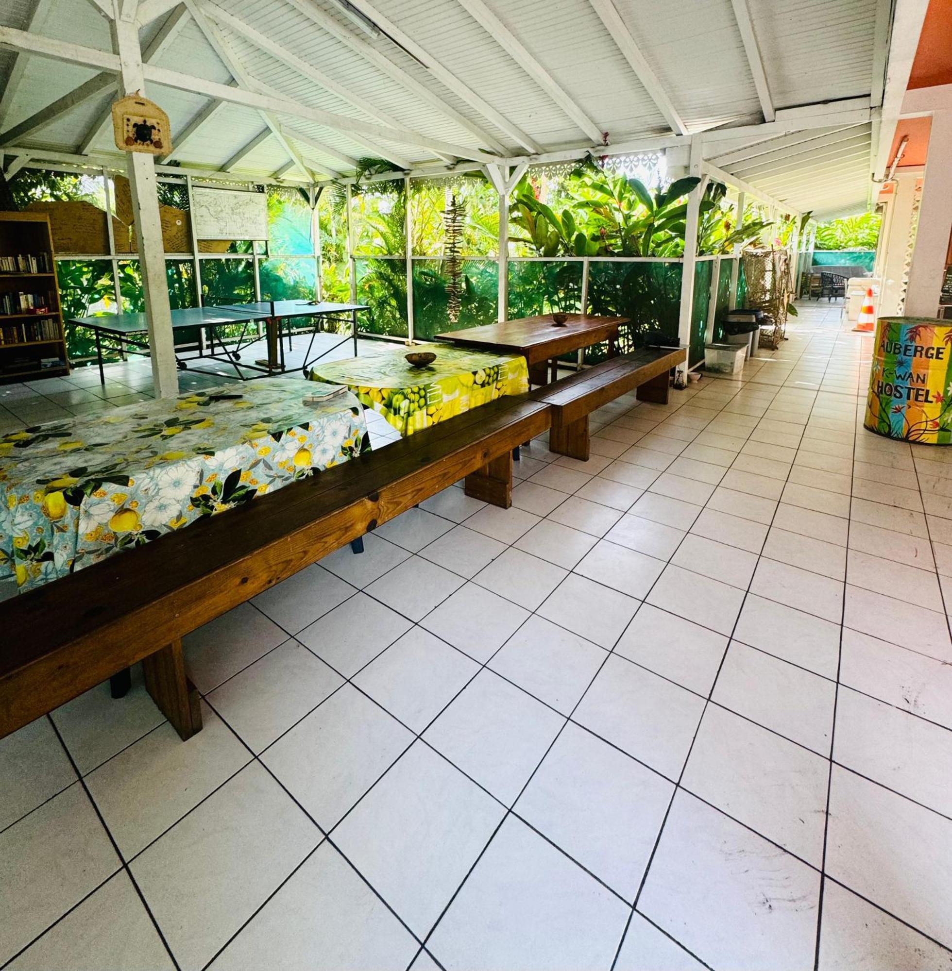 דסהייס Auberge K-Wan Hostel - Proche Plages מראה חיצוני תמונה